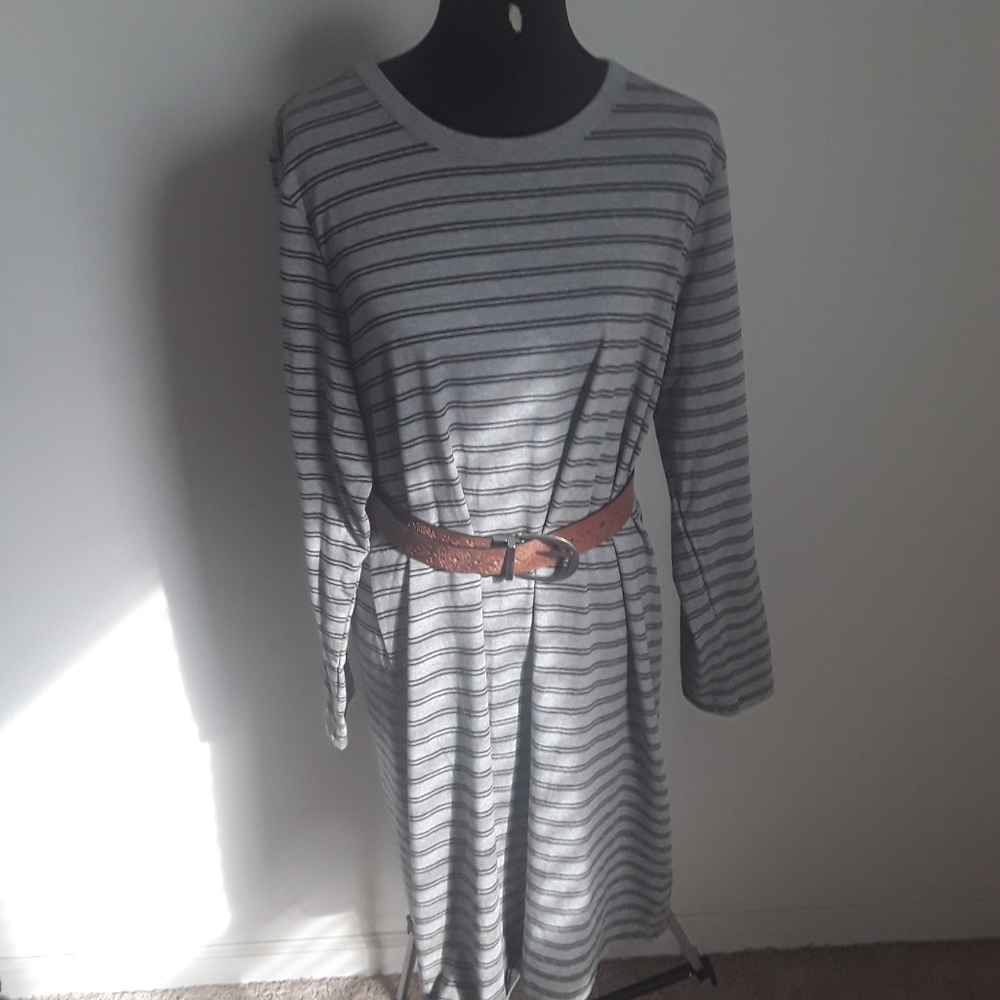 Grey striped old navy dress plus size